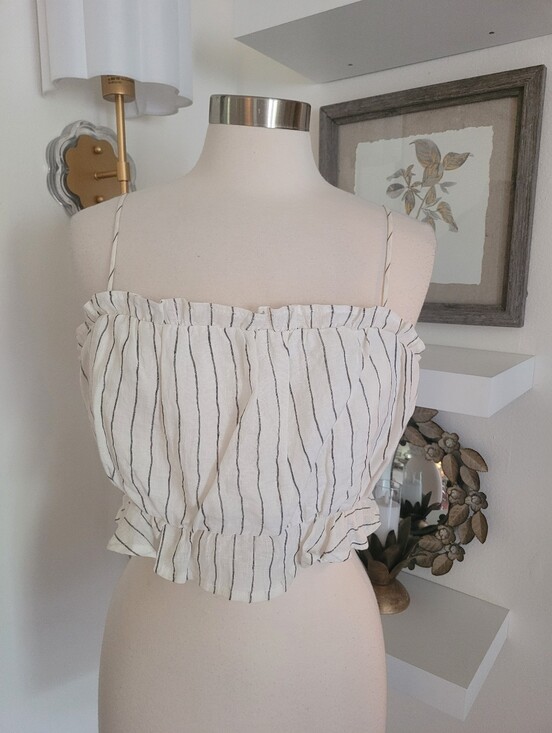 The Impeccable Pig Tops - The Impeccable Pig Women's Linen Striped Cropped Camisole Top - White/Black